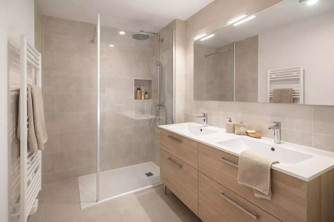 Appartement à Granettes-Jauberte-Sainte Anne, Aix-en-Provence, France 4 - 18405716