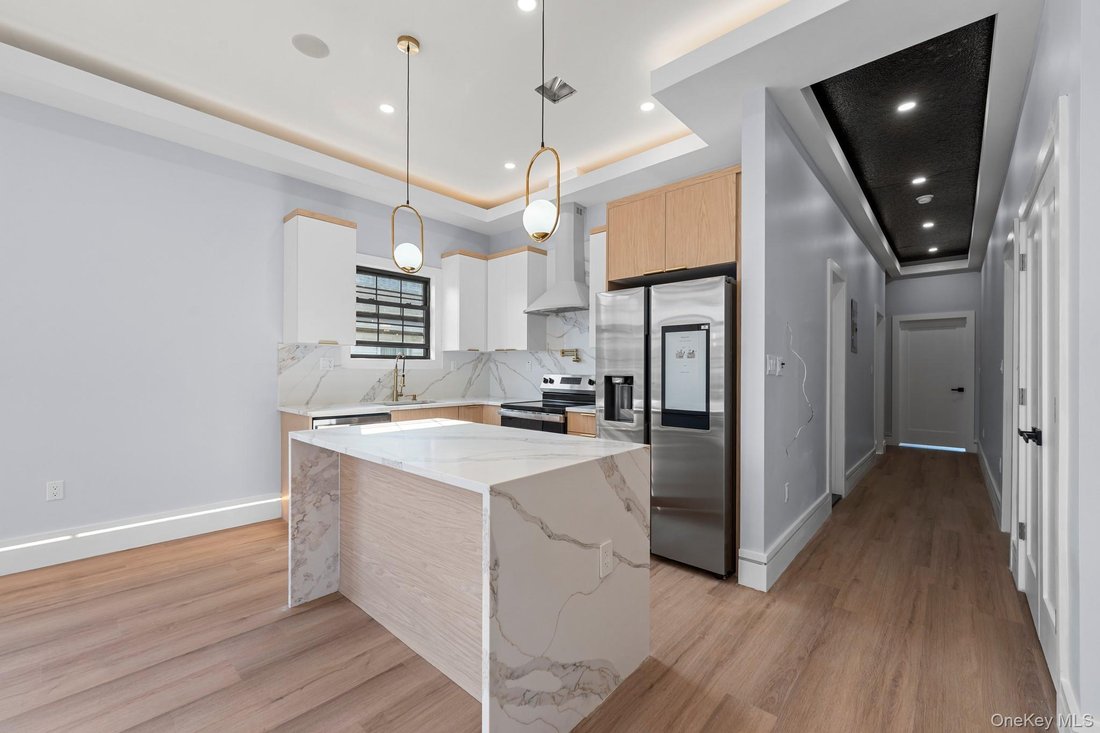House in New York, New York, United States 3 - 18406943