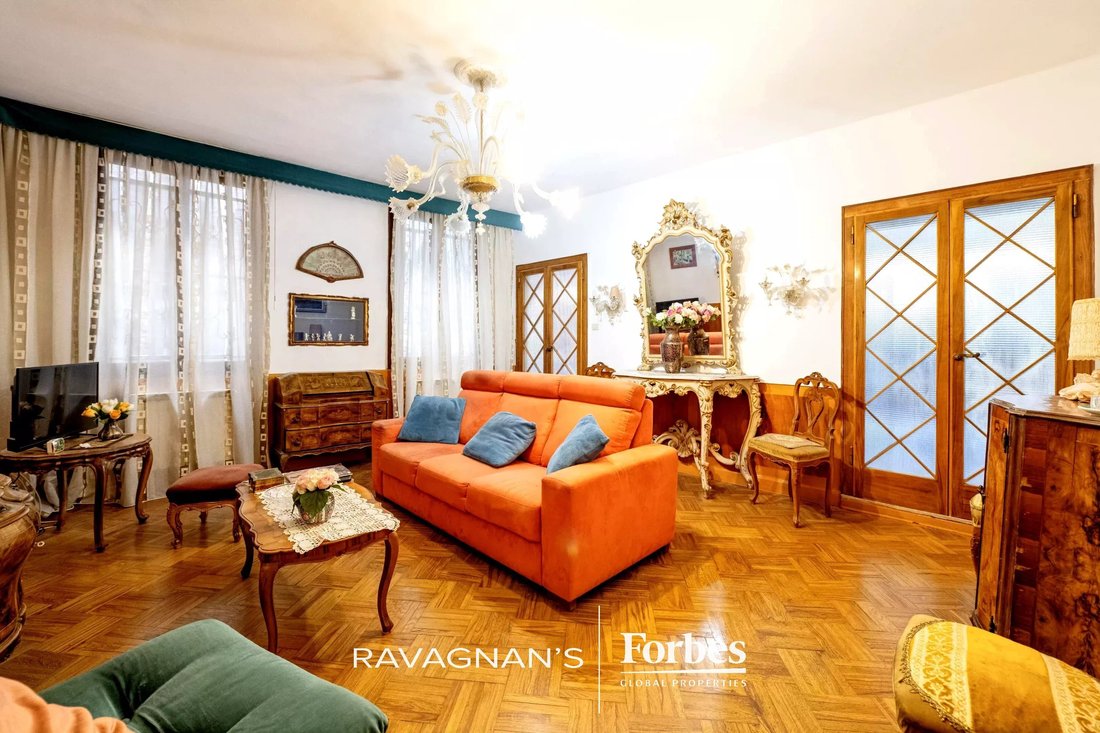 Apartment in Saint Paul, Venice, Italy 4 - 18404769