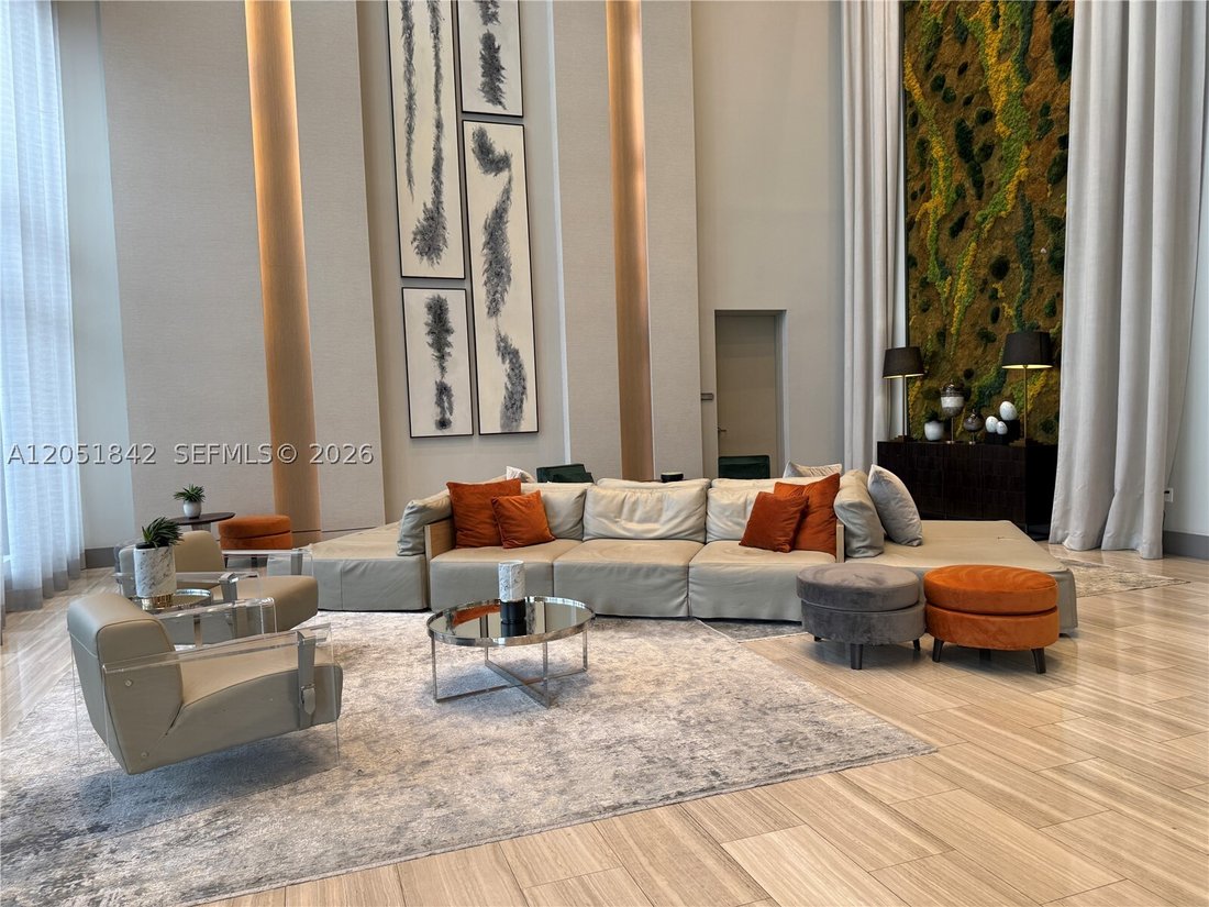 Condo in Miami Springs, Florida, United States 2 - 18413420