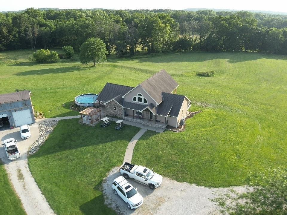 House in Holden, Missouri, United States 4 - 18403937