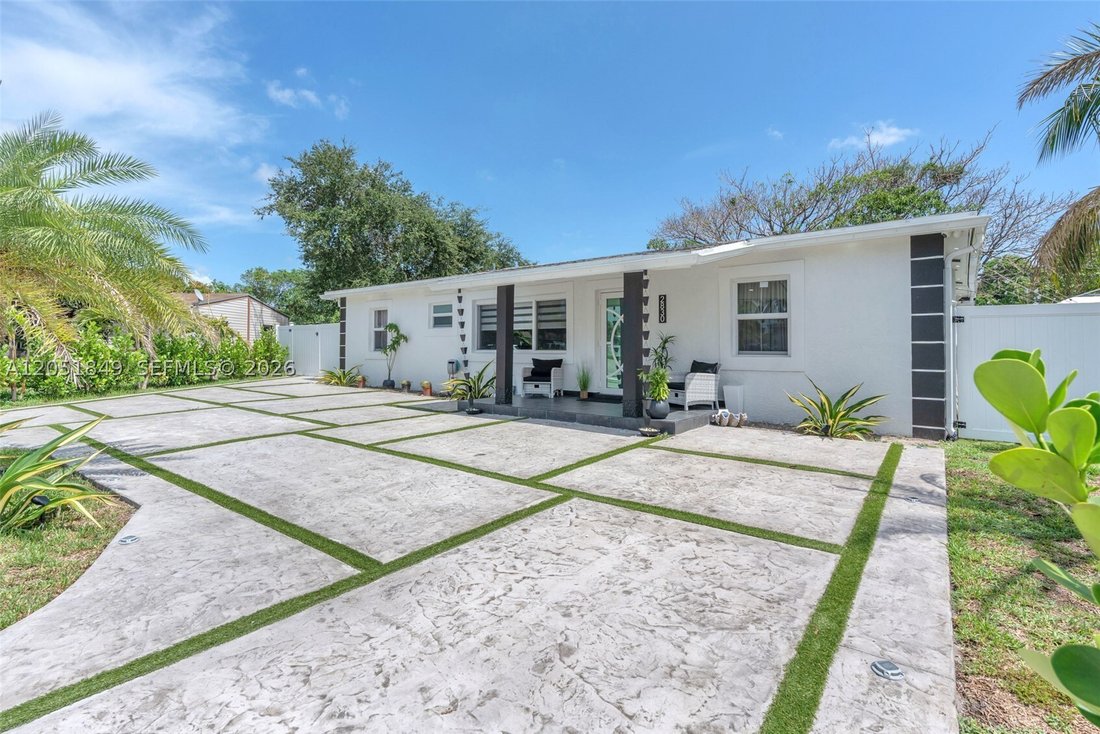 House in Opa-locka, Florida, United States 2 - 18407419