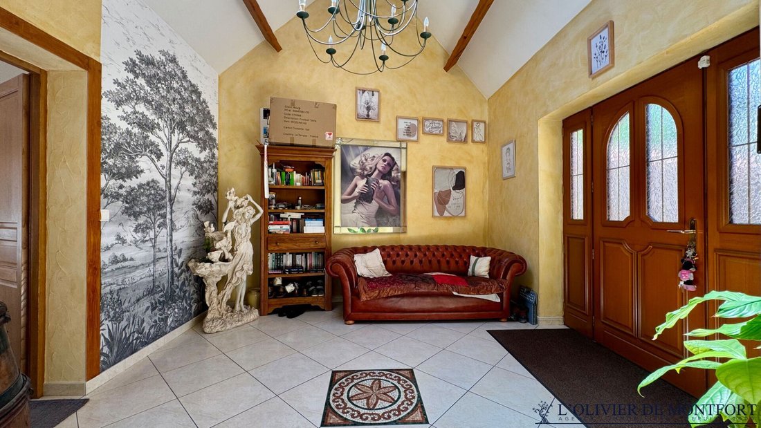 House in Montfort-l'Amaury, Ile-de-France, France 2 - 18407544