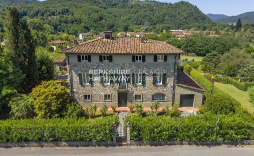 Villa in Historic Center, Lucca, Tuscany 1