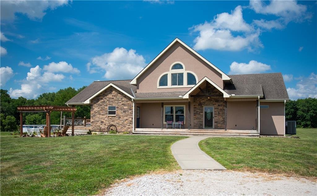 House in Holden, Missouri, United States 2 - 18403937