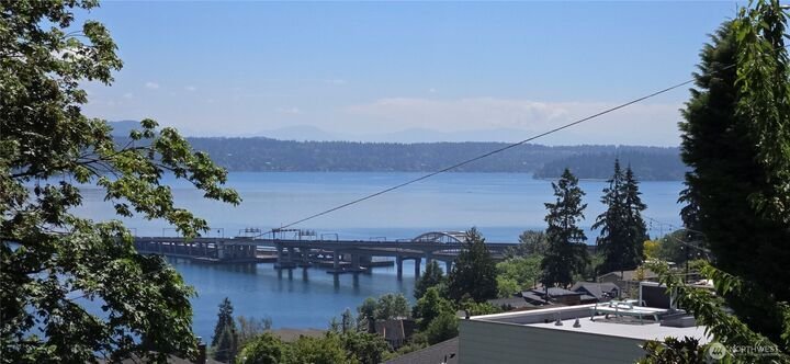 House in Seattle, Washington, United States 1 - 18410876