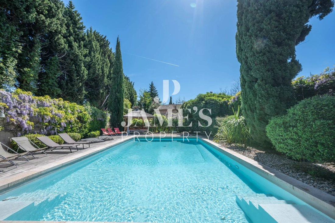 House in Paradou, Provence-Alpes-Côte d'Azur, France 3 - 18406875