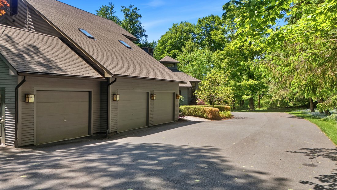 House in Richmond, Massachusetts, United States 2 - 18047362