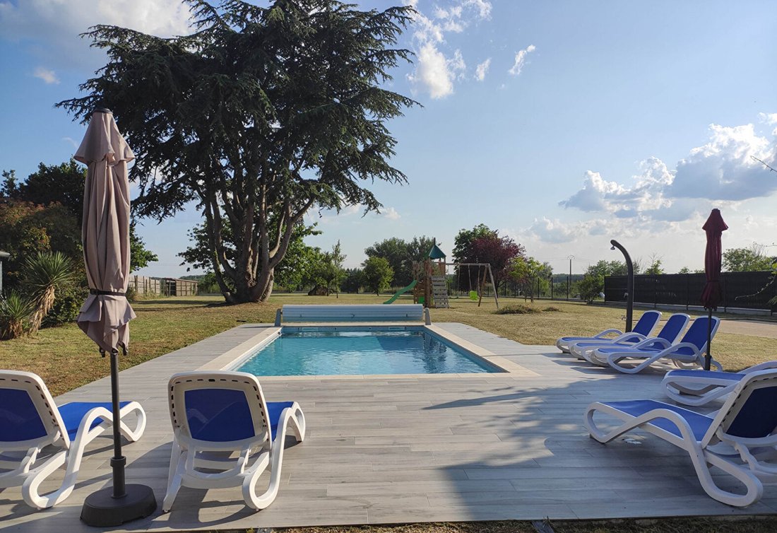 Villa in Le Controis-en-Sologne, Centre-Val de Loire, France 1 - 18405737