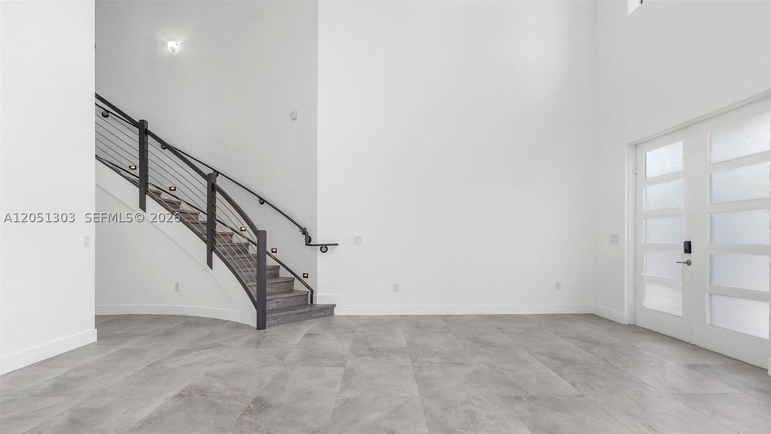 House in Hialeah, Florida, United States 5 - 18411340