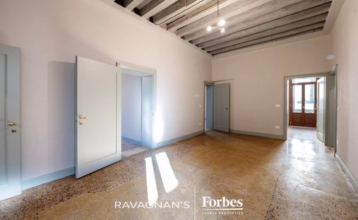 Apartment in Castello, Venice, Italy 1