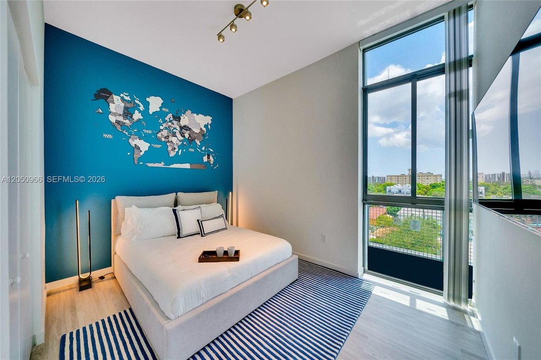 Hollywood, Florida, United States 5 - 18415163