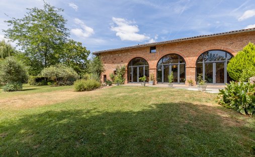 House in Buzet-sur-Tarn, Occitania, France 1