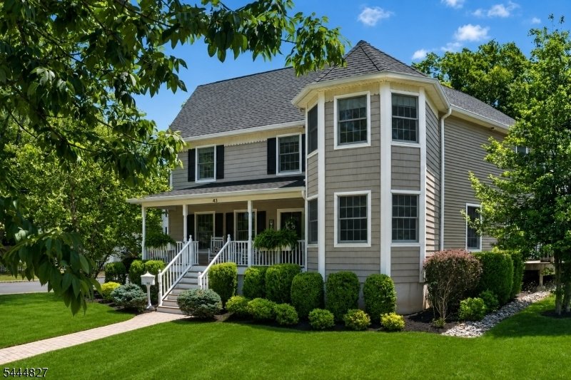 House in Livingston, New Jersey, United States 1 - 18410427