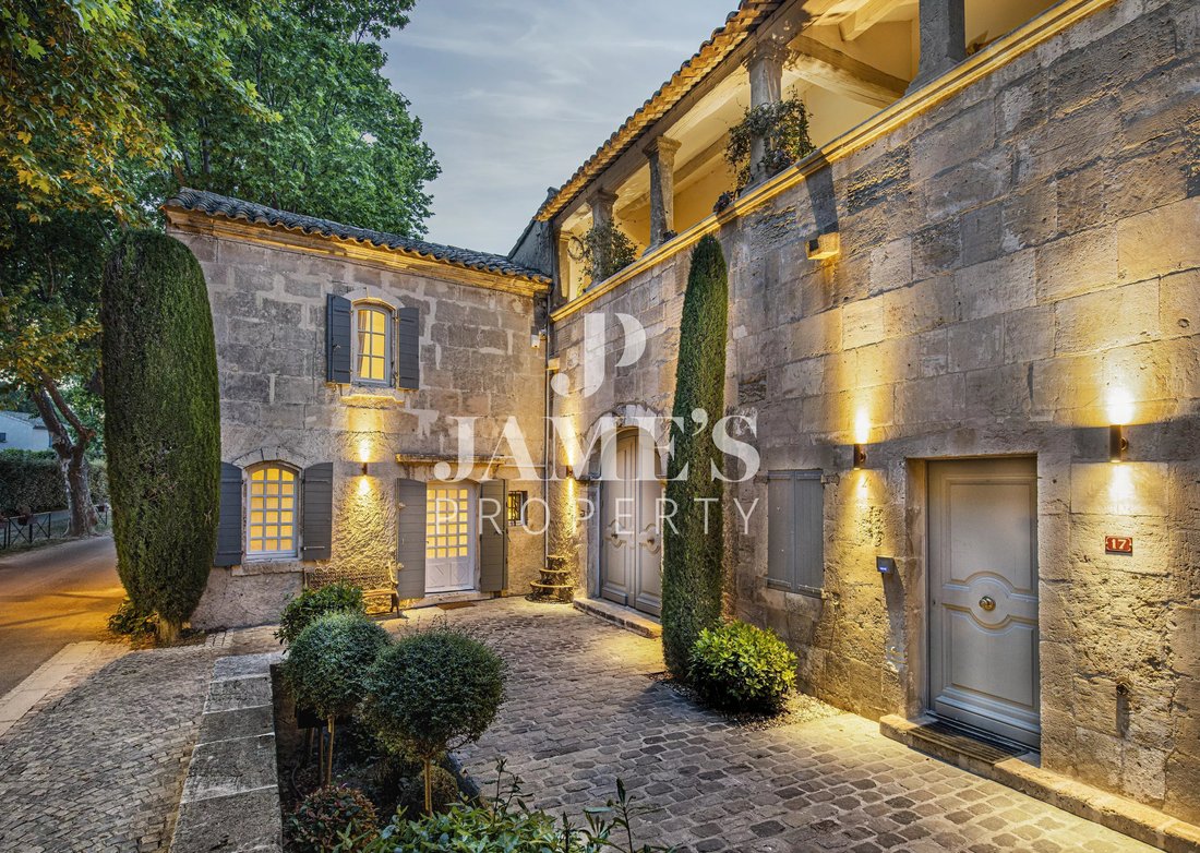 House in Paradou, Provence-Alpes-Côte d'Azur, France 3 - 18406828