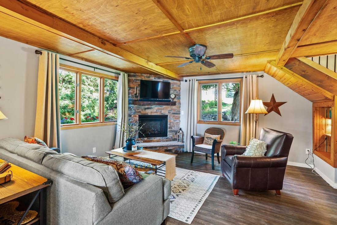 House in Tichigan, Wisconsin, United States 3 - 18416185