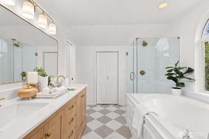 House in Kirkland, Washington, United States 5 - 18410877