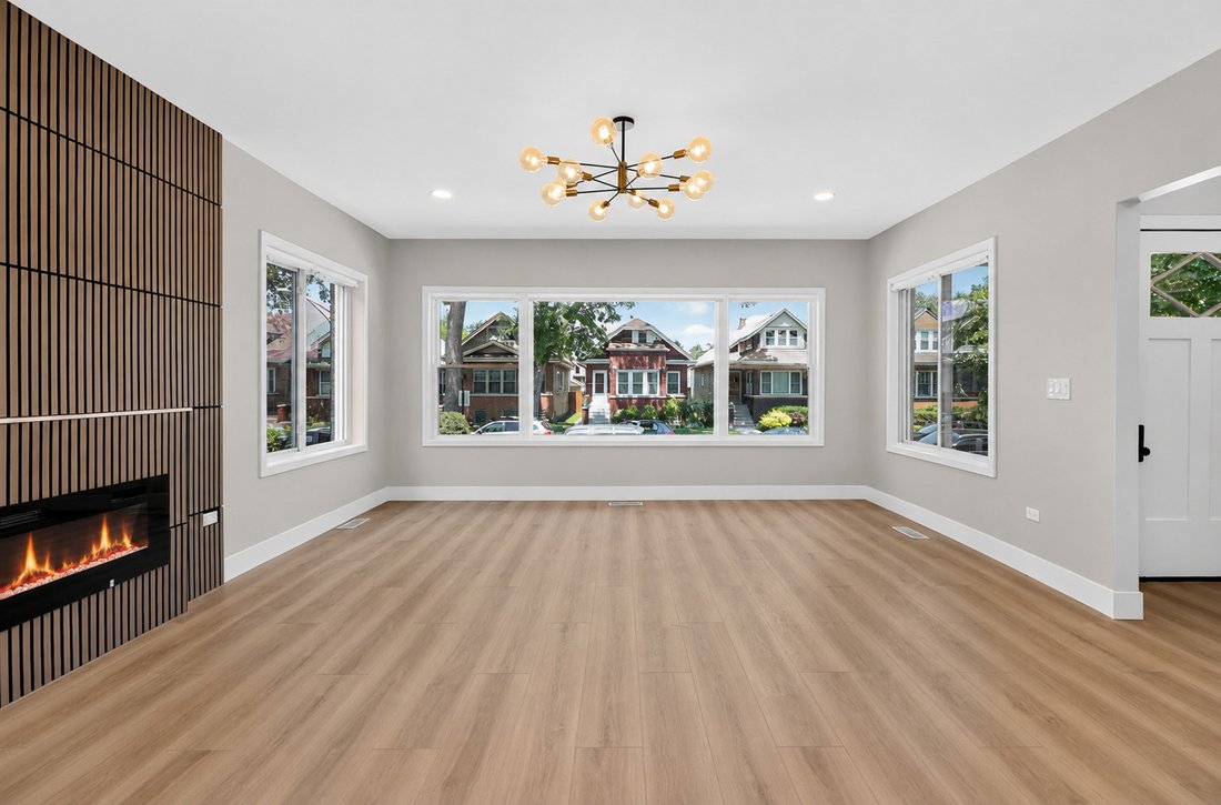 House in Chicago, Illinois, United States 4 - 18411420