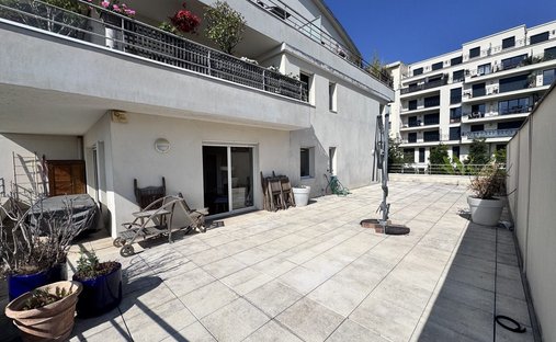 Appartamento a Altopiano Nord, Suresnes, Francia 1
