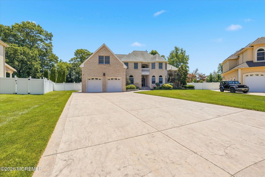 House in Toms River, New Jersey, United States 2 - 18411576