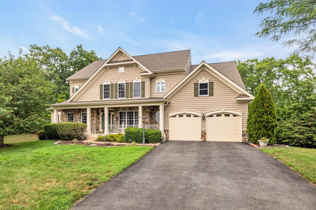 House in Triangle, Virginia, United States 2 - 18404416