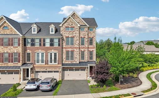 House in Chantilly, Virginia, United States 1