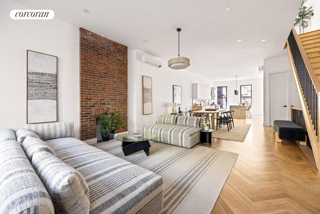 House in New York, New York, United States 2 - 16938393