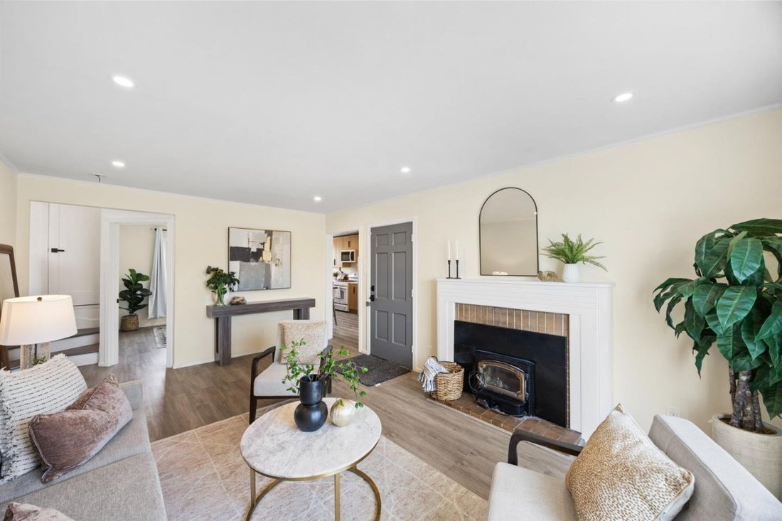 House in Colma, California, United States 3 - 18407632