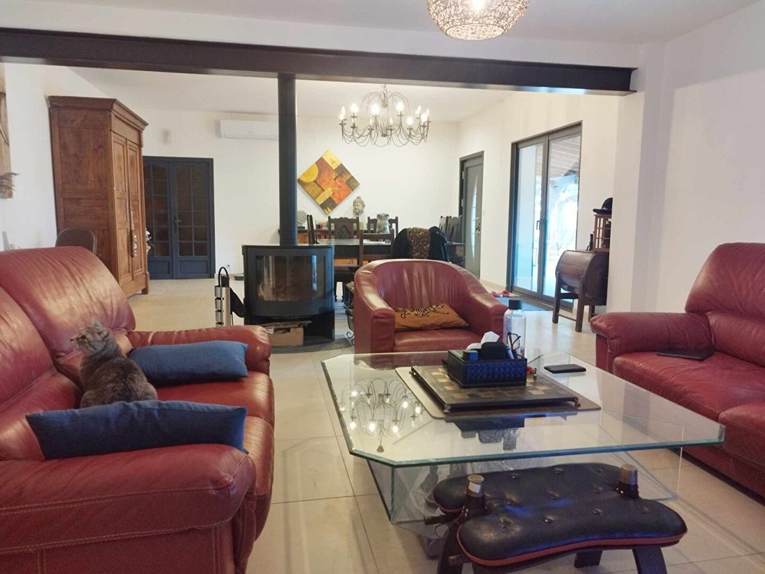 Villa in Arles, Provence-Alpes-Côte d'Azur, France 1 - 18405405