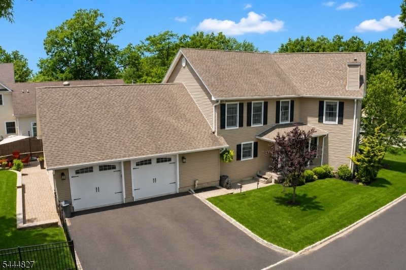 House in Livingston, New Jersey, United States 5 - 18410427