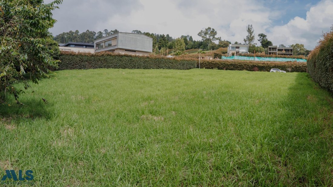 Land in Envigado, Colombia 1 - 18403652