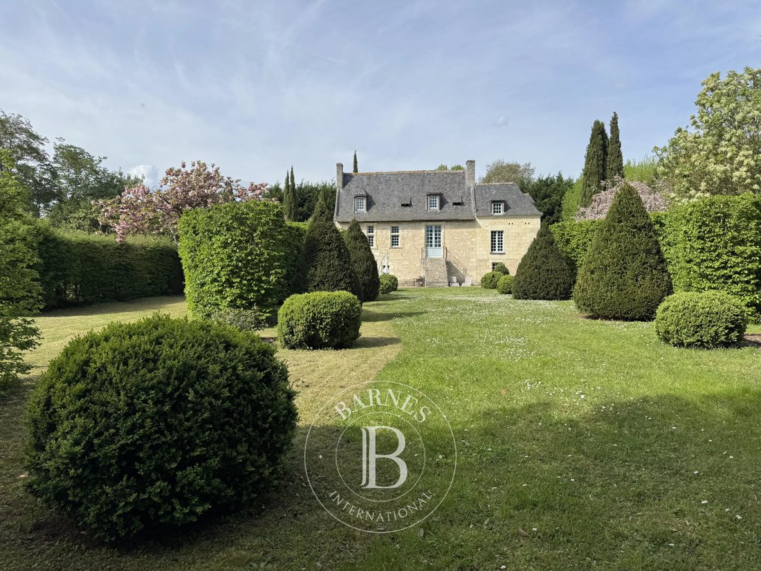 Estate in Saint-Nicolas-de-Bourgueil, Centre-Val de Loire, France 1 - 17694700