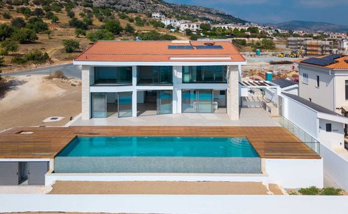 House in Peyia, Paphos, Cyprus 1