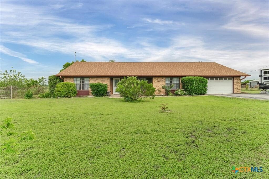 House in Elgin, Texas, United States 4 - 18406933