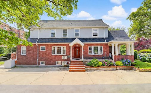 House in New York, New York, United States 1