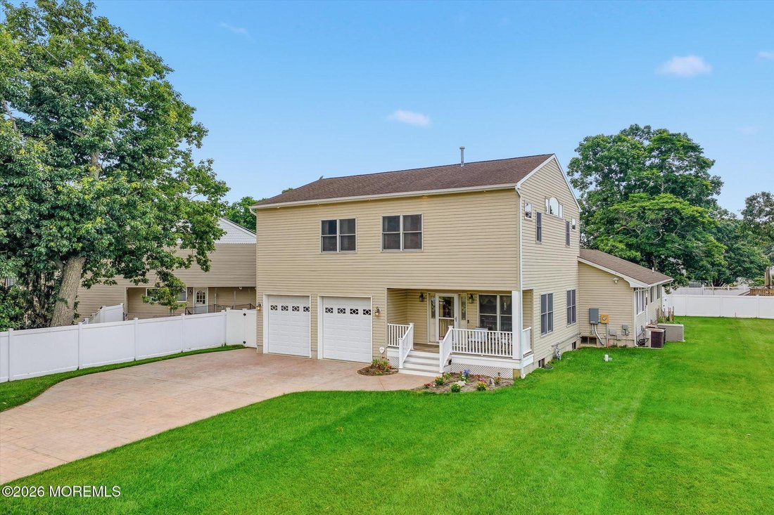 House in Toms River, New Jersey, United States 2 - 18411627