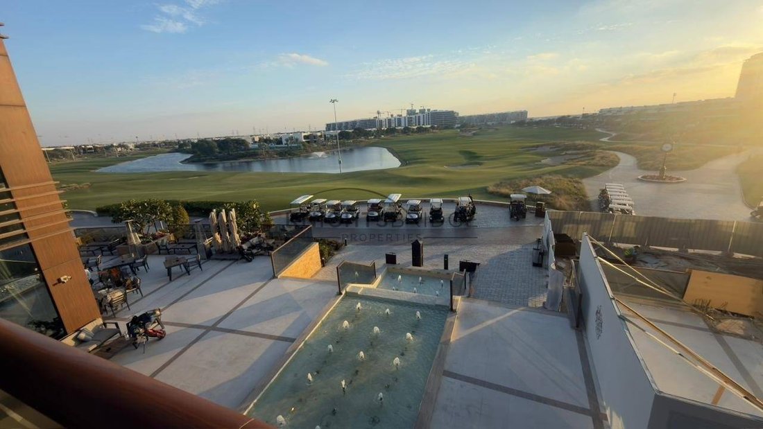 Townhouse in Damac Hills, Dubai, United Arab Emirates 5 - 18411499