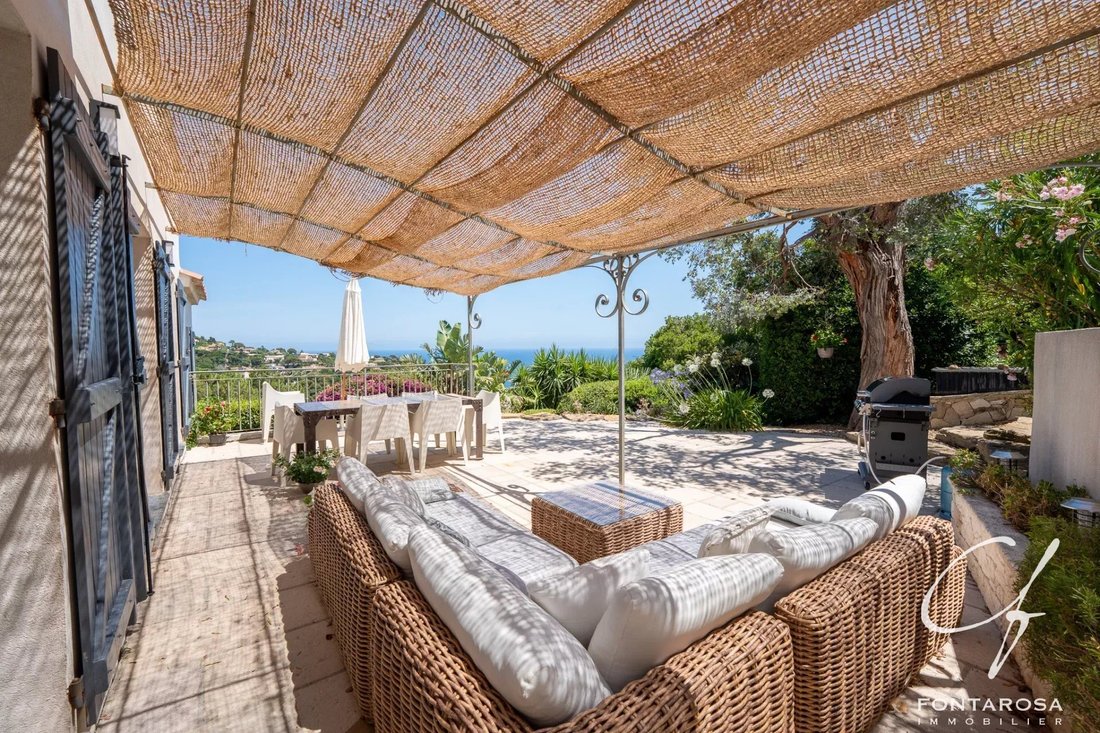 Villa in Les Issambres, Roquebrune-sur-Argens, France 4 - 18415182