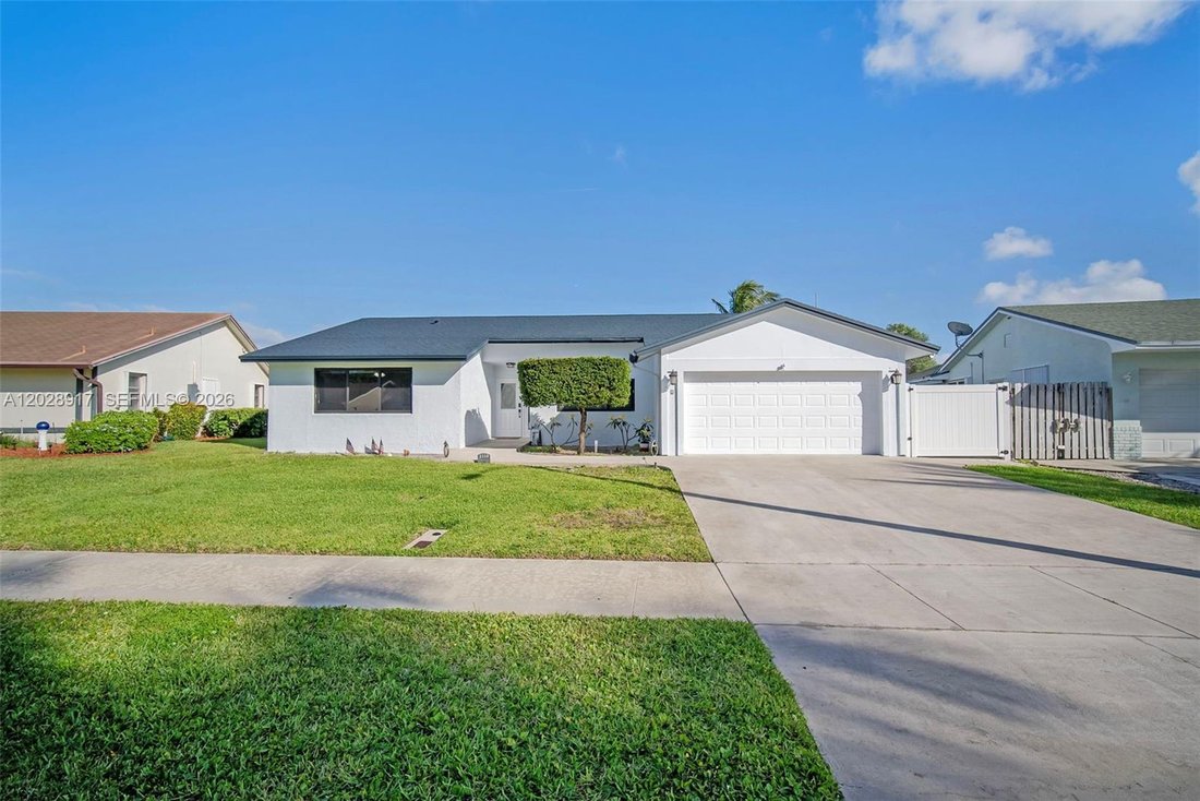House in Deerfield Beach, Florida, United States 5 - 18407535