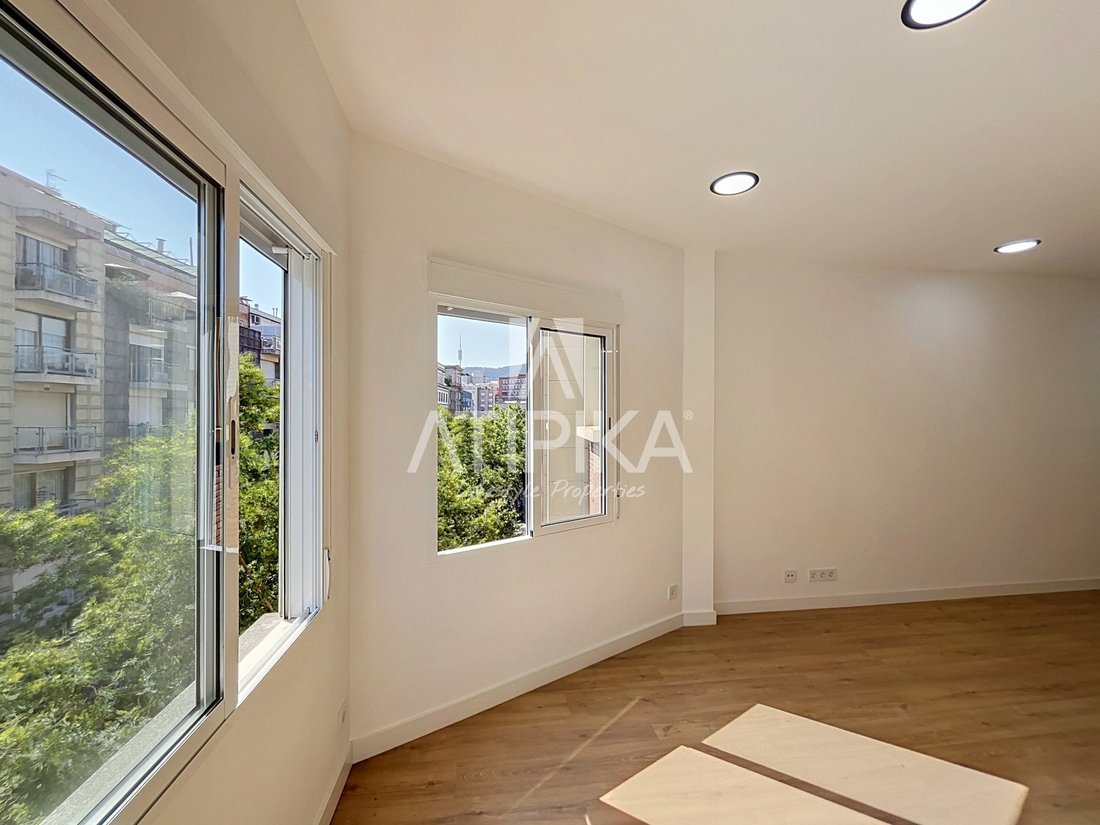 Apartment in Sarrià-Sant Gervasi, Barcelona, Spain 3 - 18409378