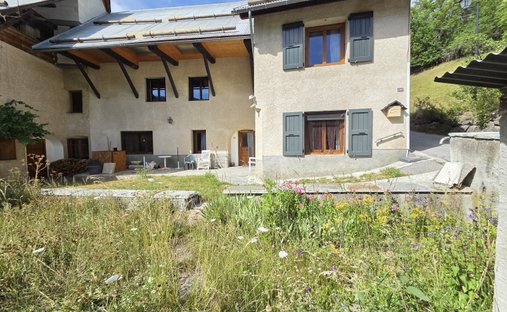 House in Saint-Chaffrey, Provence-Alpes-Côte d'Azur, France 1