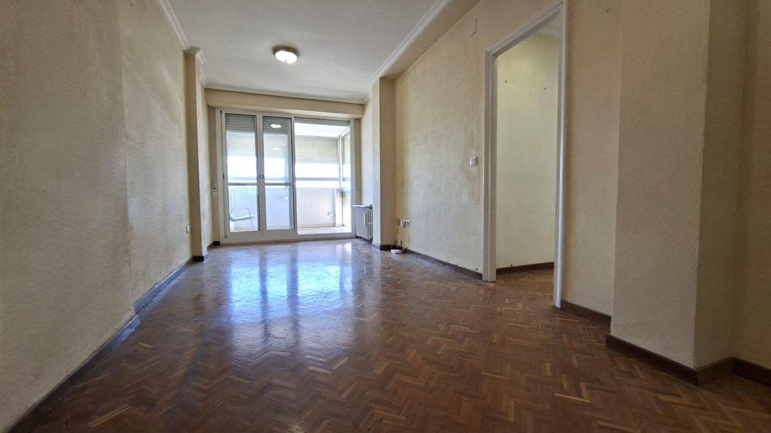 Penthouse in Los Remedios, Seville, Spain 3 - 18407839
