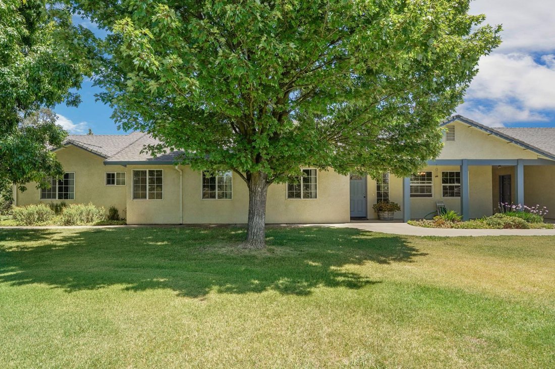House in Lodi, California, United States 3 - 18416668
