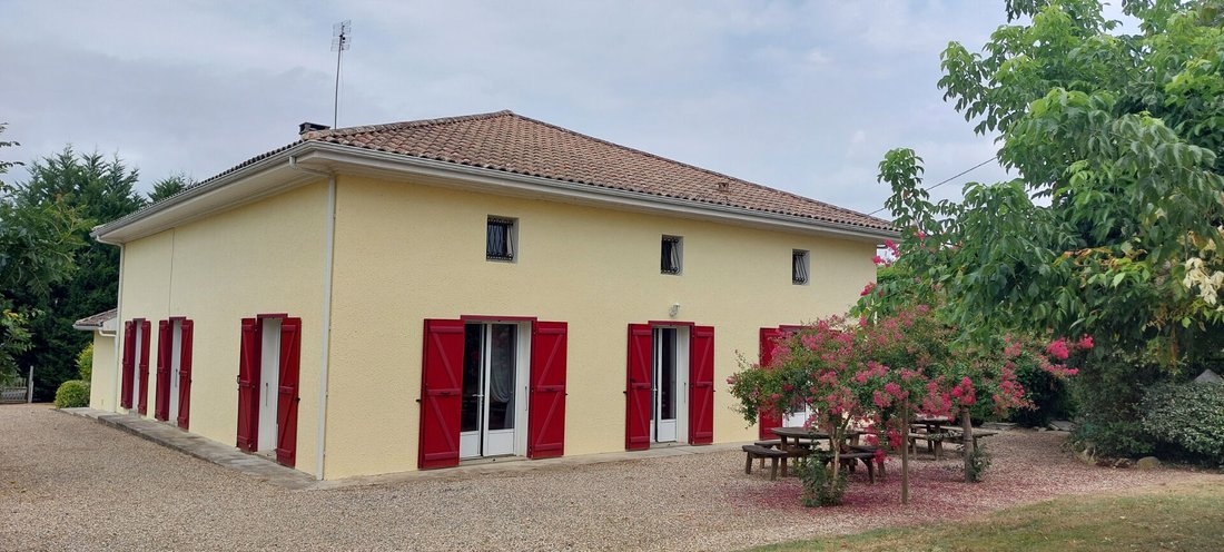 Villa in Grateloup-Saint-Gayrand, Nouvelle-Aquitaine, France 1 - 18405780