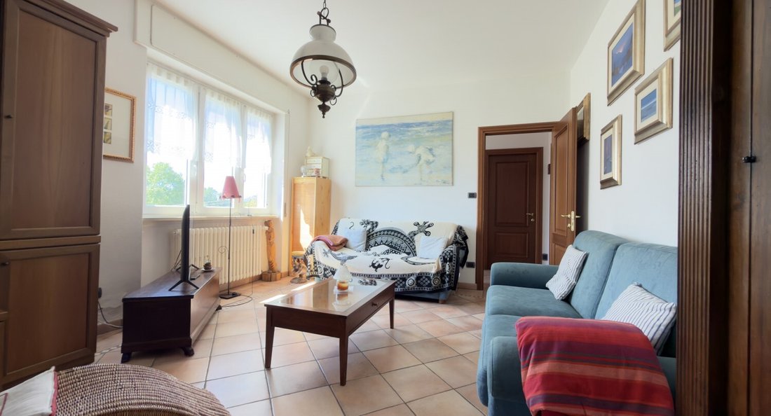 House in Luino, Lombardy, Italy 3 - 18414521