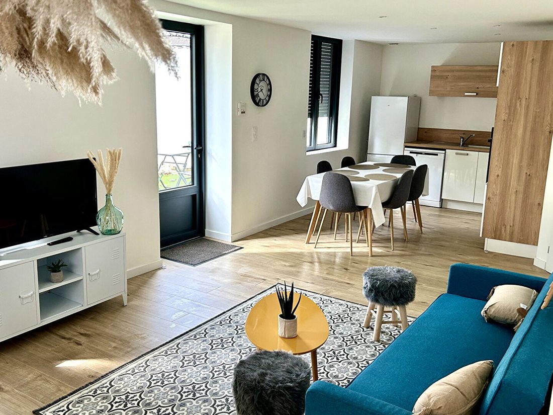 Villa in Meyzieu, Auvergne-Rhône-Alpes, France 2 - 18405471