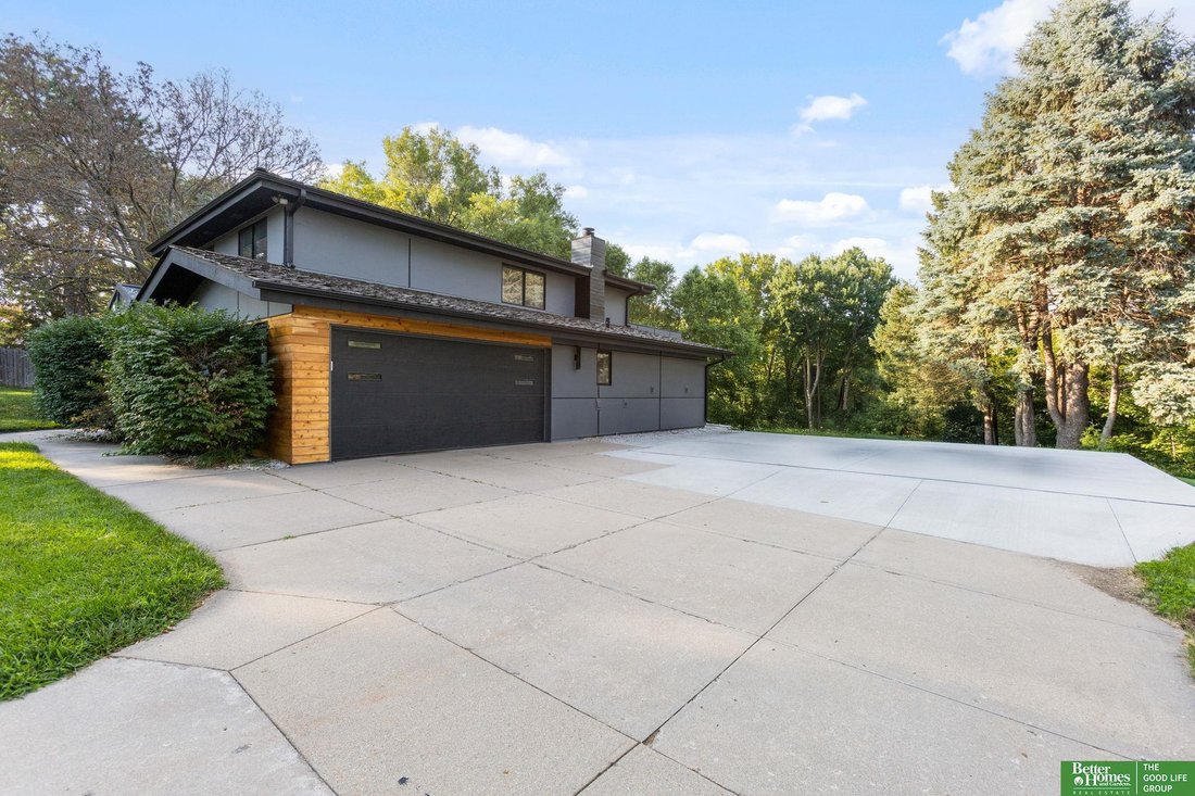 House in Omaha, Nebraska, United States 5 - 18406471