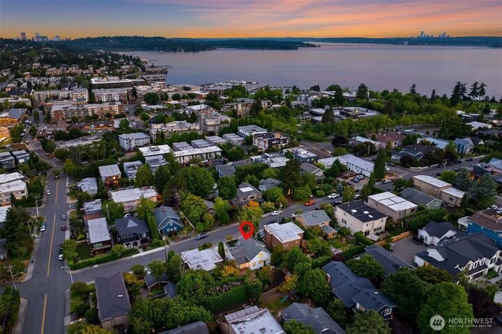 House in Kirkland, Washington, United States 2 - 18410877