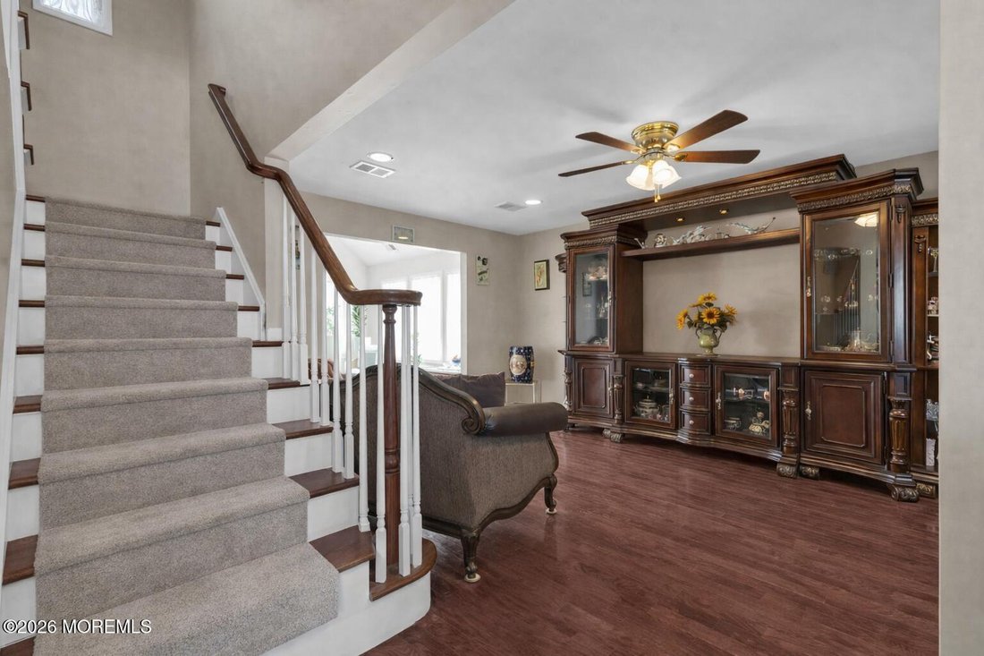 House in Tinton Falls, New Jersey, United States 4 - 18407655