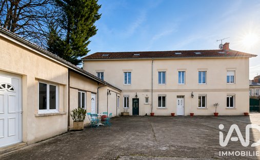 House in Centre Ville, Avallon, France 1